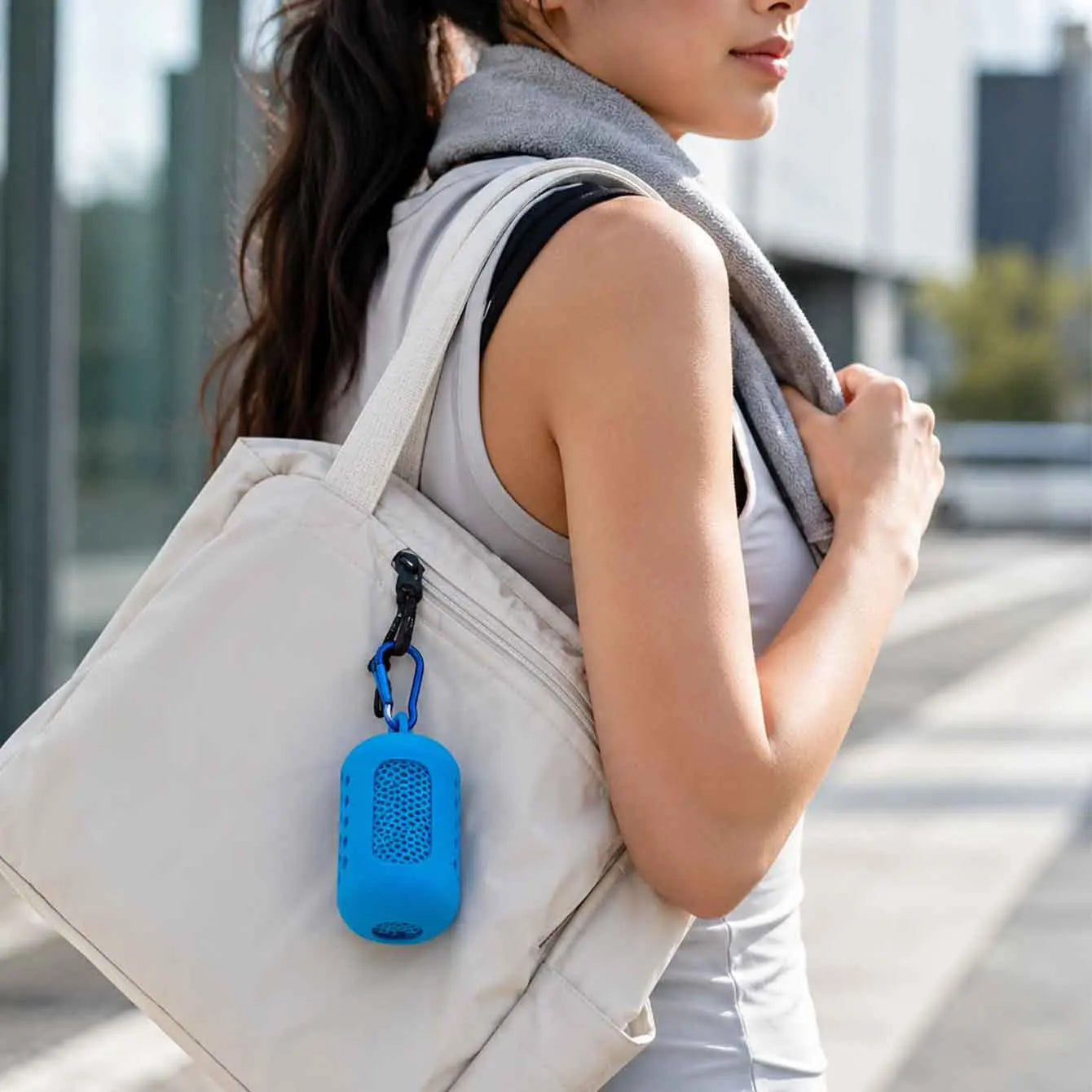 1PC Mini Cooling Towel in Silicone Case Portable Sports Gym Towel Quick Dry Microfiber Towel for Backpack Running Hiking